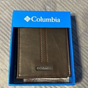 NWT Columbia Brown Men’s Wallet